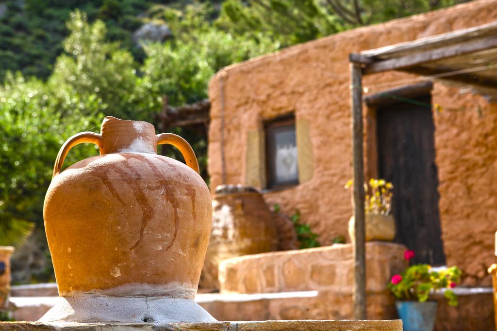 Aparthotel Aspros Potamos Makrýgialos Esterno foto